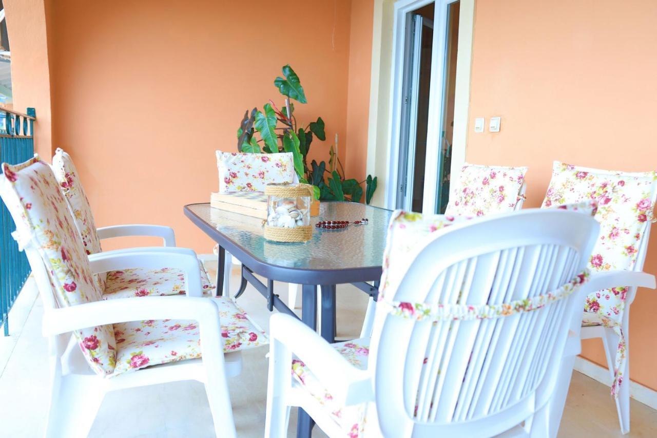 Seaview Calypso Villa Nisaki  Ngoại thất bức ảnh